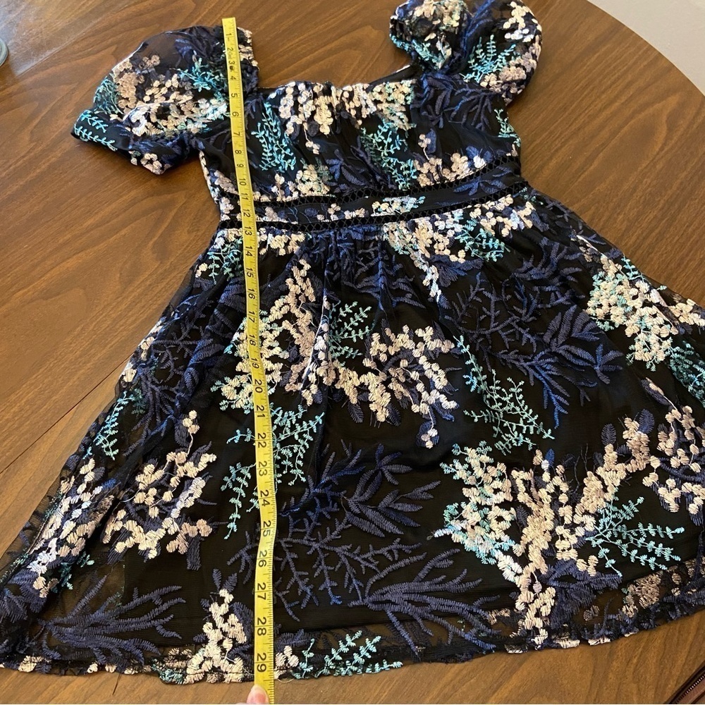 Lulus Radiant Love Black Floral Embroidered Short Sleeve Skater Dress Size S - Picture 10 of 10
